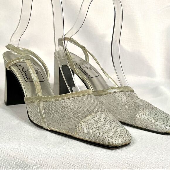 THE TOUCH OF NINA SULVER SKUNG-BACK 7.5 3” HEEL - Picture 2 of 5